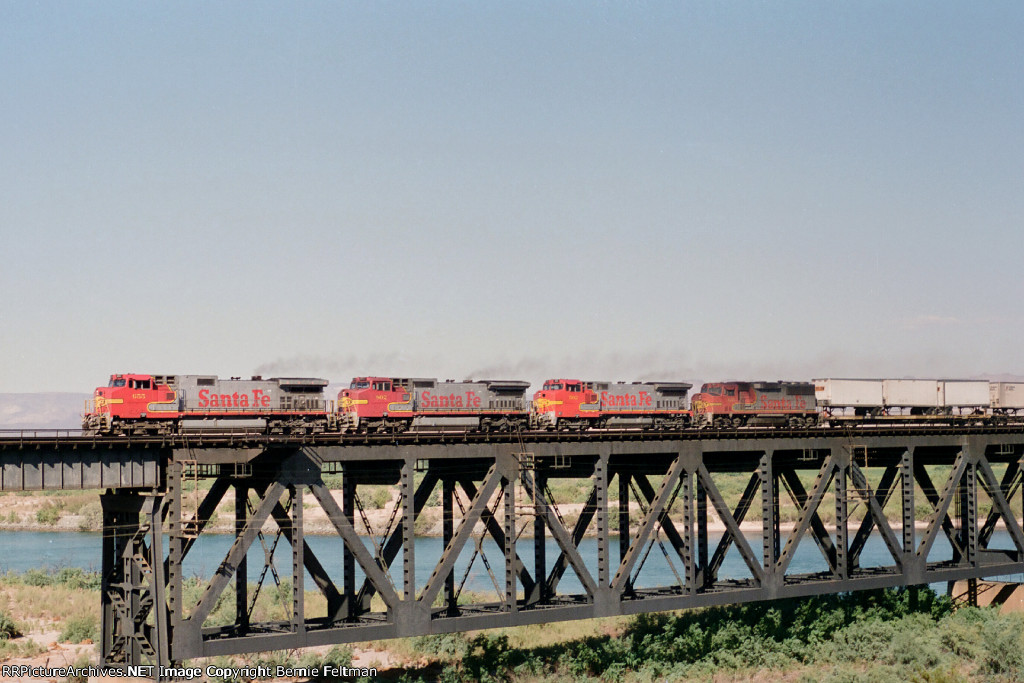 Santa Fe C44-9W #655 (with C40-8W #807, B40-8W #547 & GP60M #125) leads a westbound over the Colorado River 